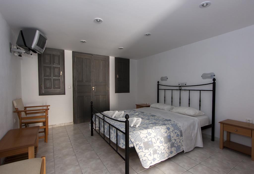 Dagris Villa Studios คามารี ภายนอก รูปภาพ
