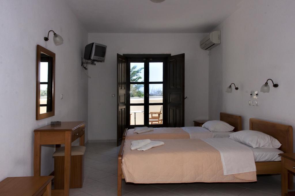 Dagris Villa Studios คามารี ภายนอก รูปภาพ